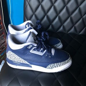 Jordan 3 Georgetown size 5y